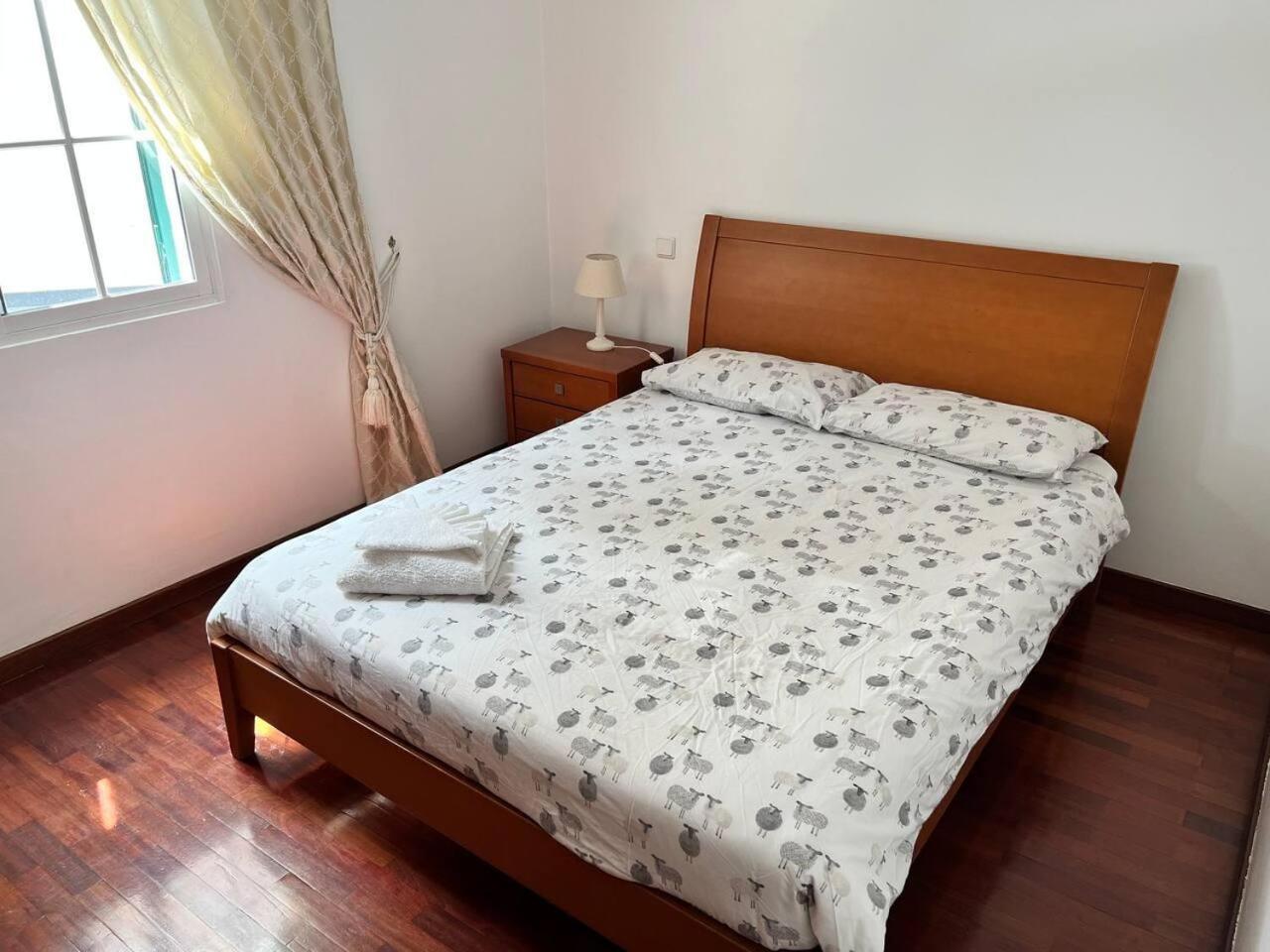 Comfortable 2-Bedroom Apartment For Relaxing Stays 푼샬 외부 사진